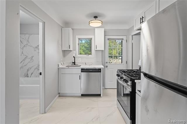 505 S Main St - Photo 6 of 24