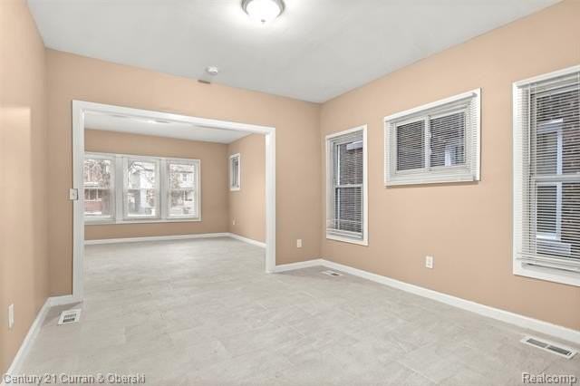 1039 N Rademacher St - Photo 7 of 21