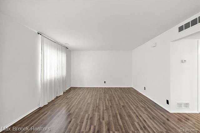 1014 Kelley St - Photo 6 of 28