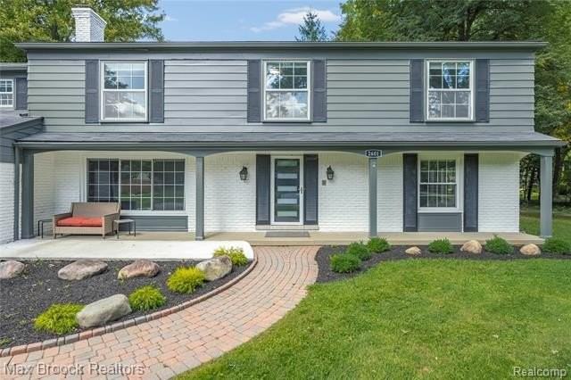 2601 Lamplighter Ln - Photo 3 of 50