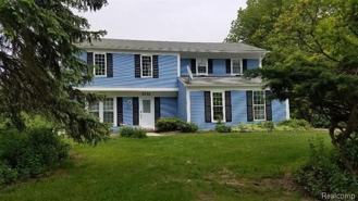 5791 Beauchamp - Photo 1 of 1