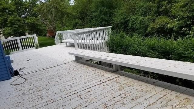 5791 Beauchamp - Photo 4 of 30