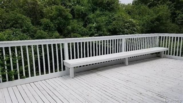 5791 Beauchamp - Photo 5 of 30