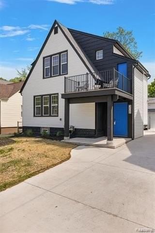 310 E Harry Ave