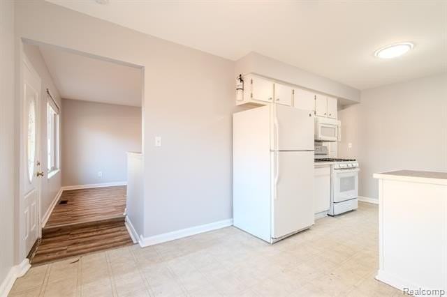 21816 E 10 Mile Rd - Photo 5 of 21