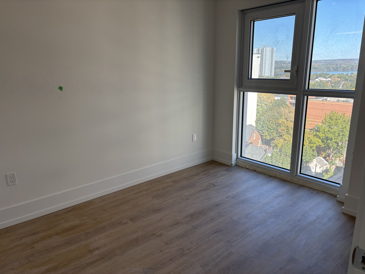 206 King Street, Unit 907, Hamilton - Photo 6 of 14