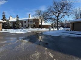 featured image of 6670 Maple Lakes Dr