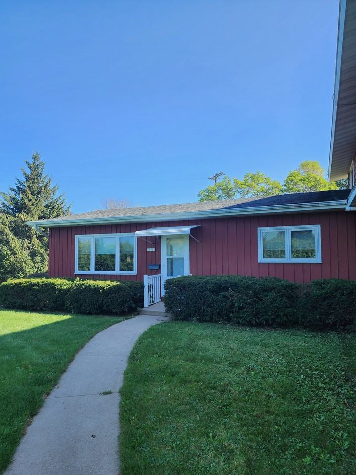 1550 N Eagle St #B - Photo 7 of 7