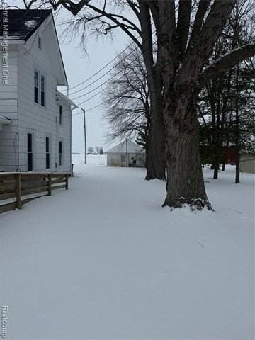 276 E Chicago Blvd - Photo 4 of 22