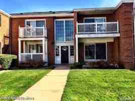 featured image of 2405 Torquay Ave #109