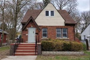 featured image of 18244 Lenore