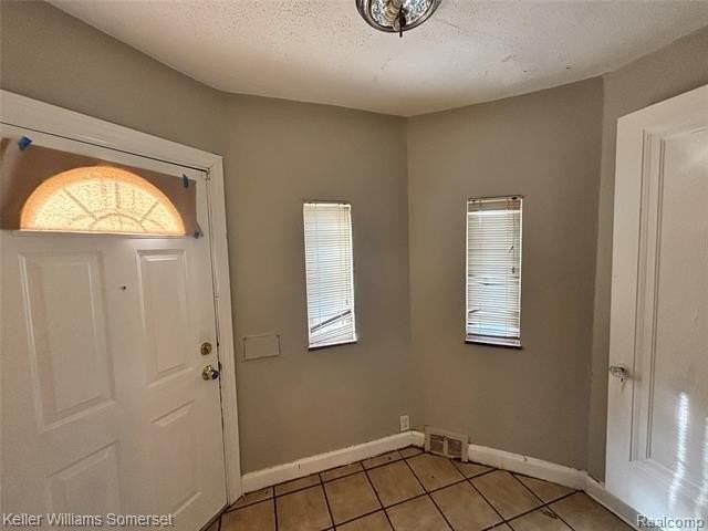 15496 Gilchrist St - Photo 2 of 16