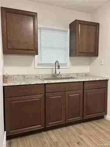 2421 Concord St - Photo 5 of 10