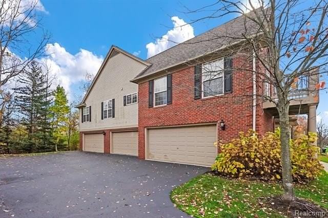 28266 Carlton Way Dr - Photo 2 of 15