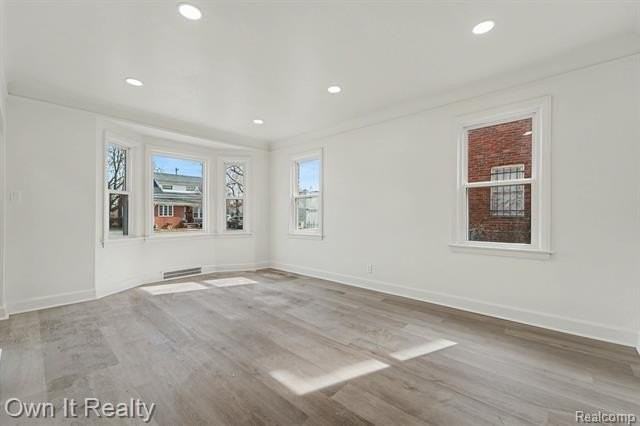 19139 Fielding St - Photo 4 of 16