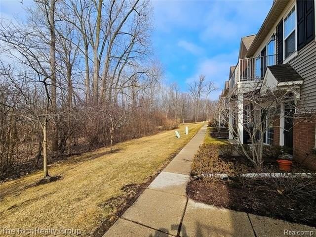 2394 Arcadia Dr - Photo 3 of 36