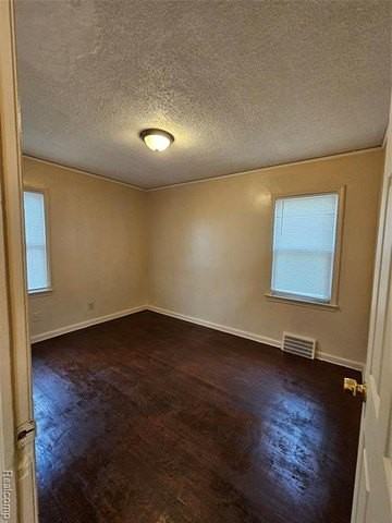 12180 Wayburn St - Photo 5 of 17