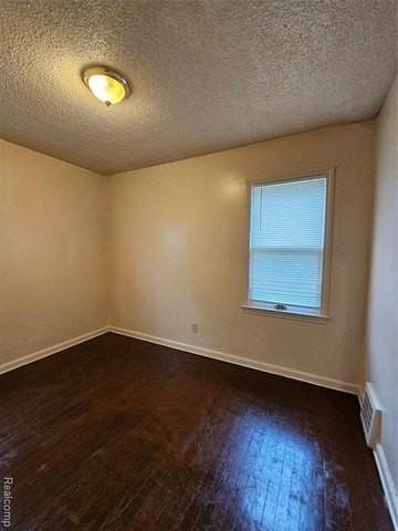 12180 Wayburn St - Photo 7 of 17