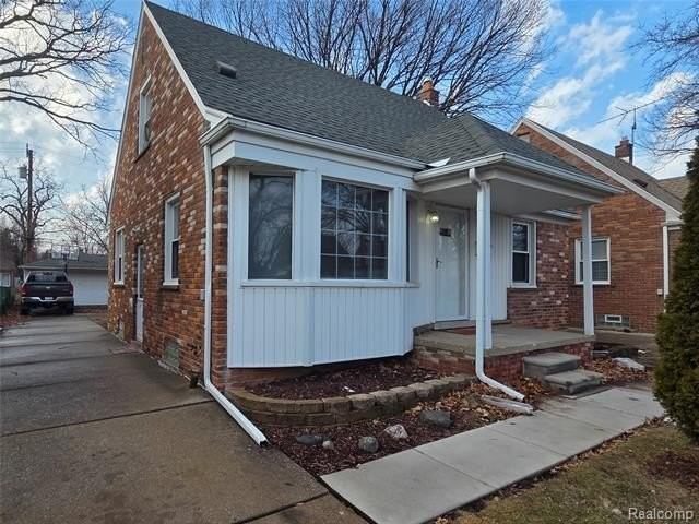 1536 Hollywood St - Photo 2 of 24
