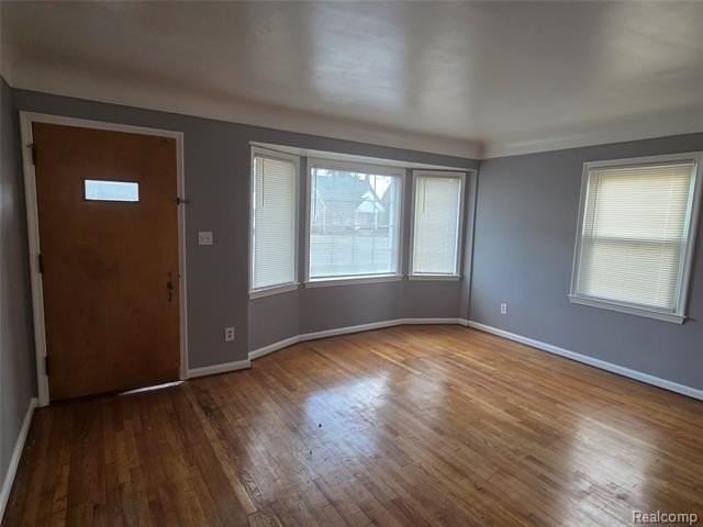 1536 Hollywood St - Photo 6 of 24