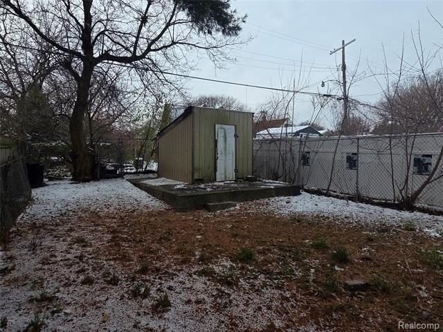 3053 Tillman St - Photo 4 of 20