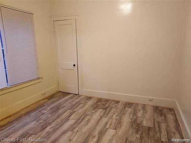 14623 Hubbell St - Photo 5 of 10