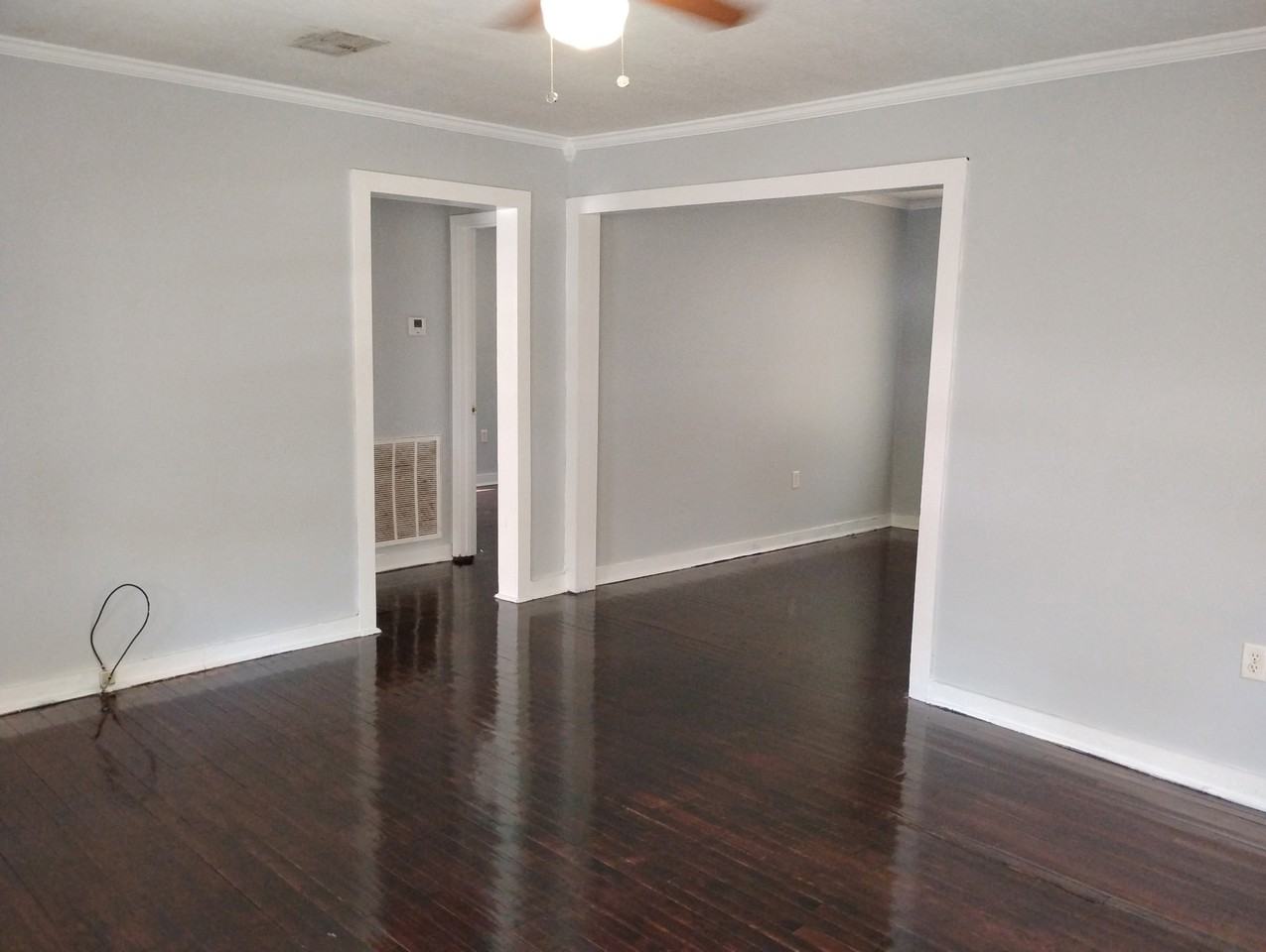 1503 W 6th St #1 - Photo 2 of 7