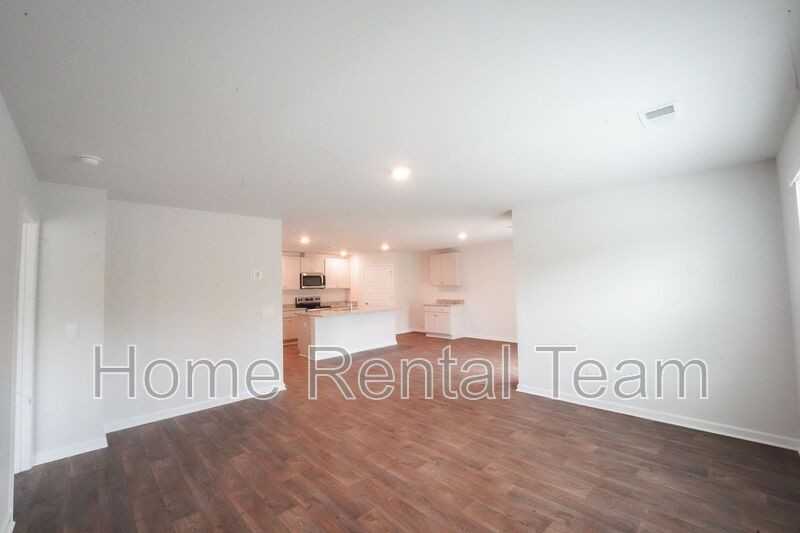 112 Windrush Pnes - Photo 6 of 37