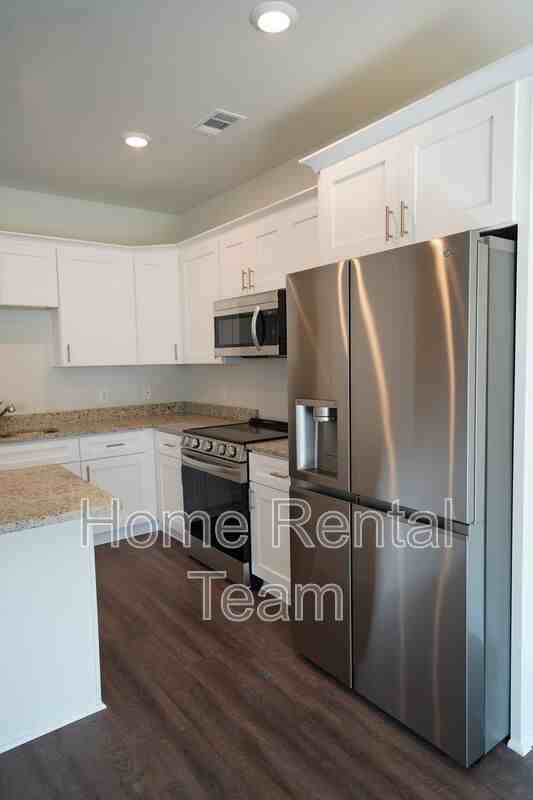 492 Governor Treutlen Cir - Photo 6 of 28