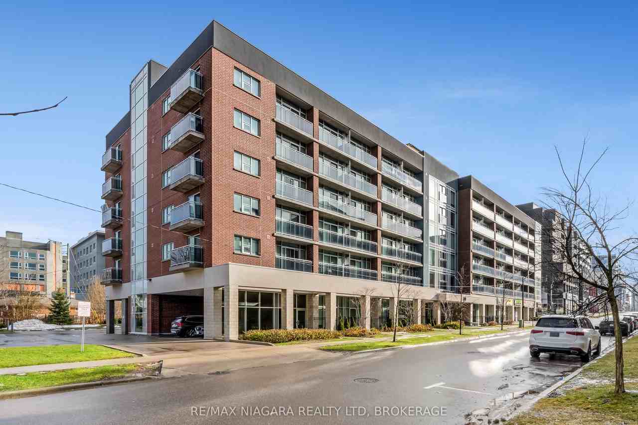 308 Lester Street #401 - Photo 4 of 19