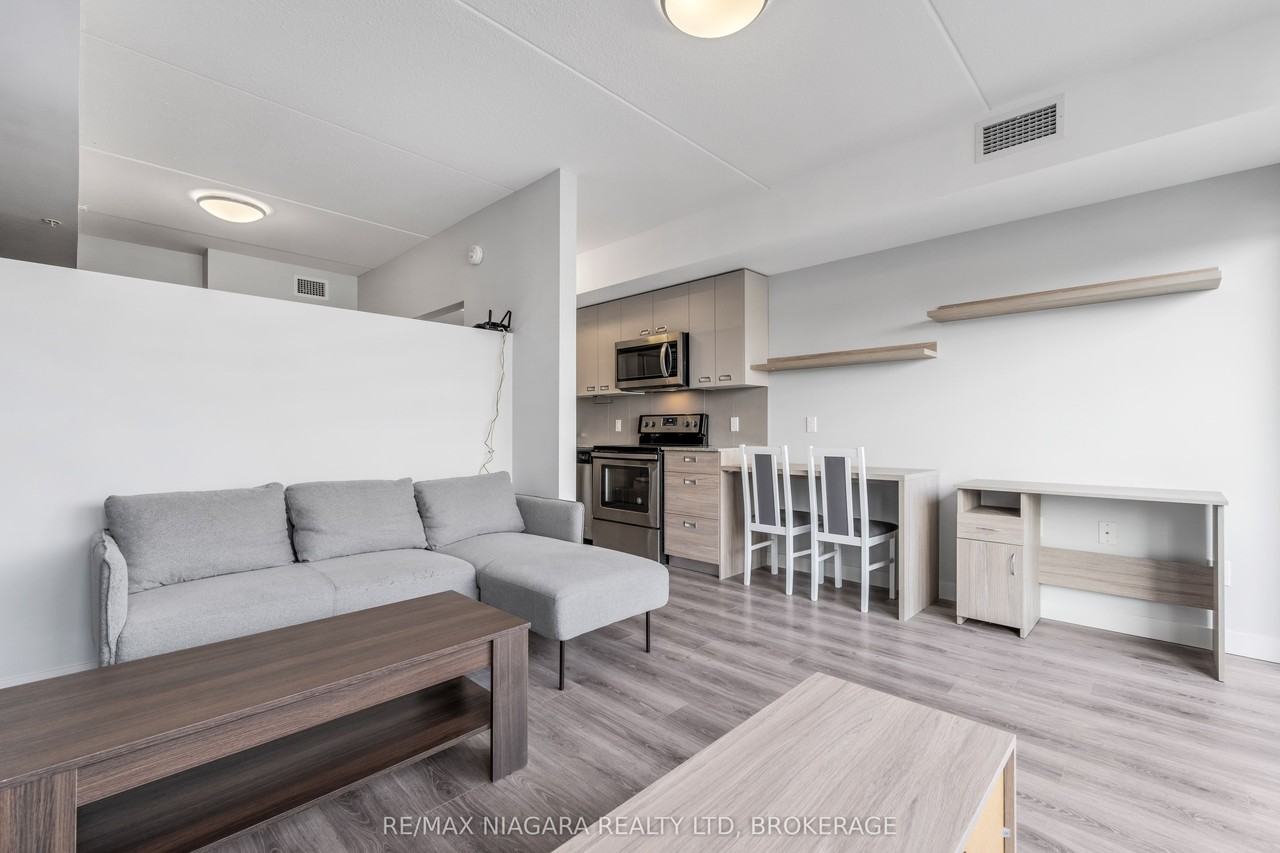 308 Lester Street #401 - Photo 6 of 19