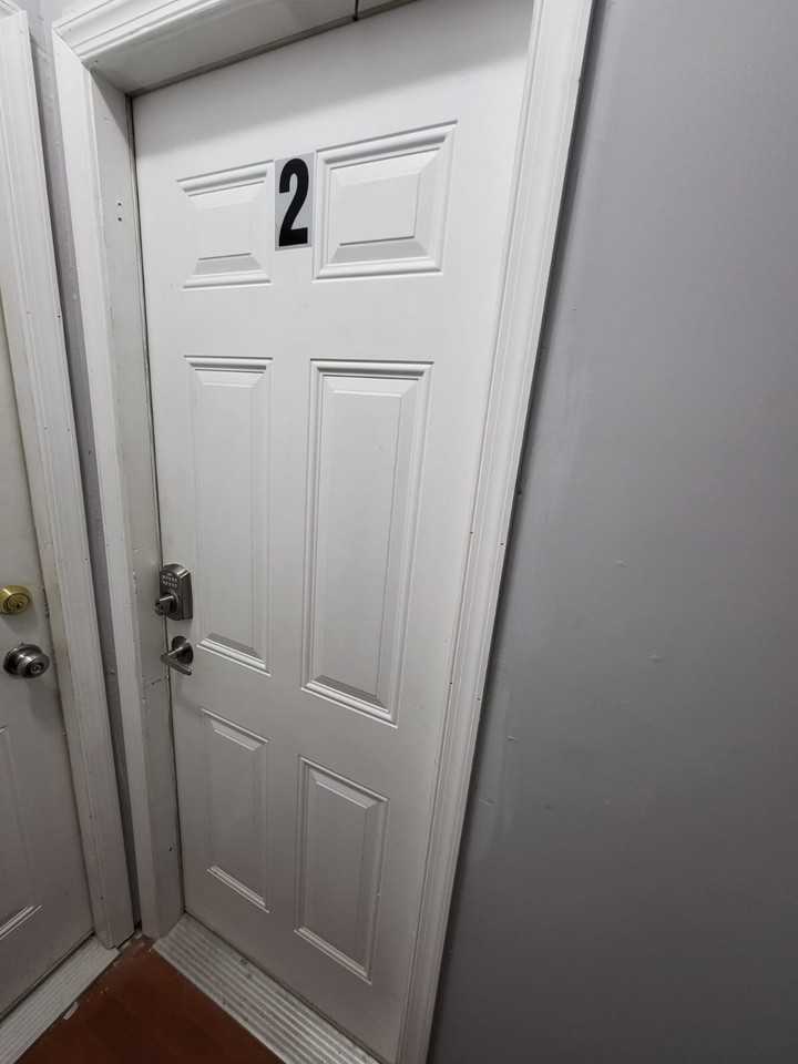 425 W Bringhurst St #2 - Photo 3 of 11