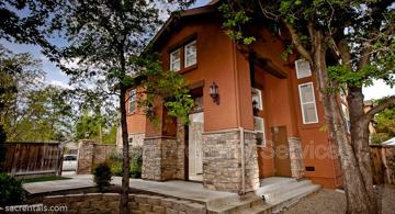 featured image of 2515A Garfield Ave