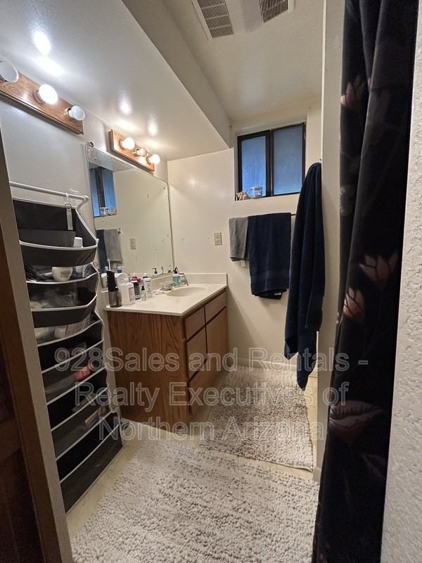 13 S Trail Of The Woods St - Photo 5 of 10