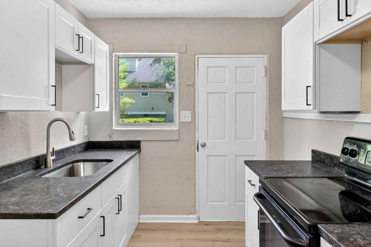 437 Carver Ln #1 - Photo 3 of 23