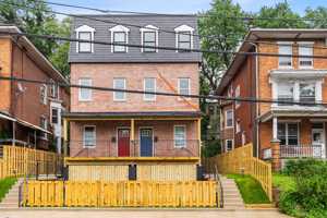 featured image of 442 W Queen Ln #2