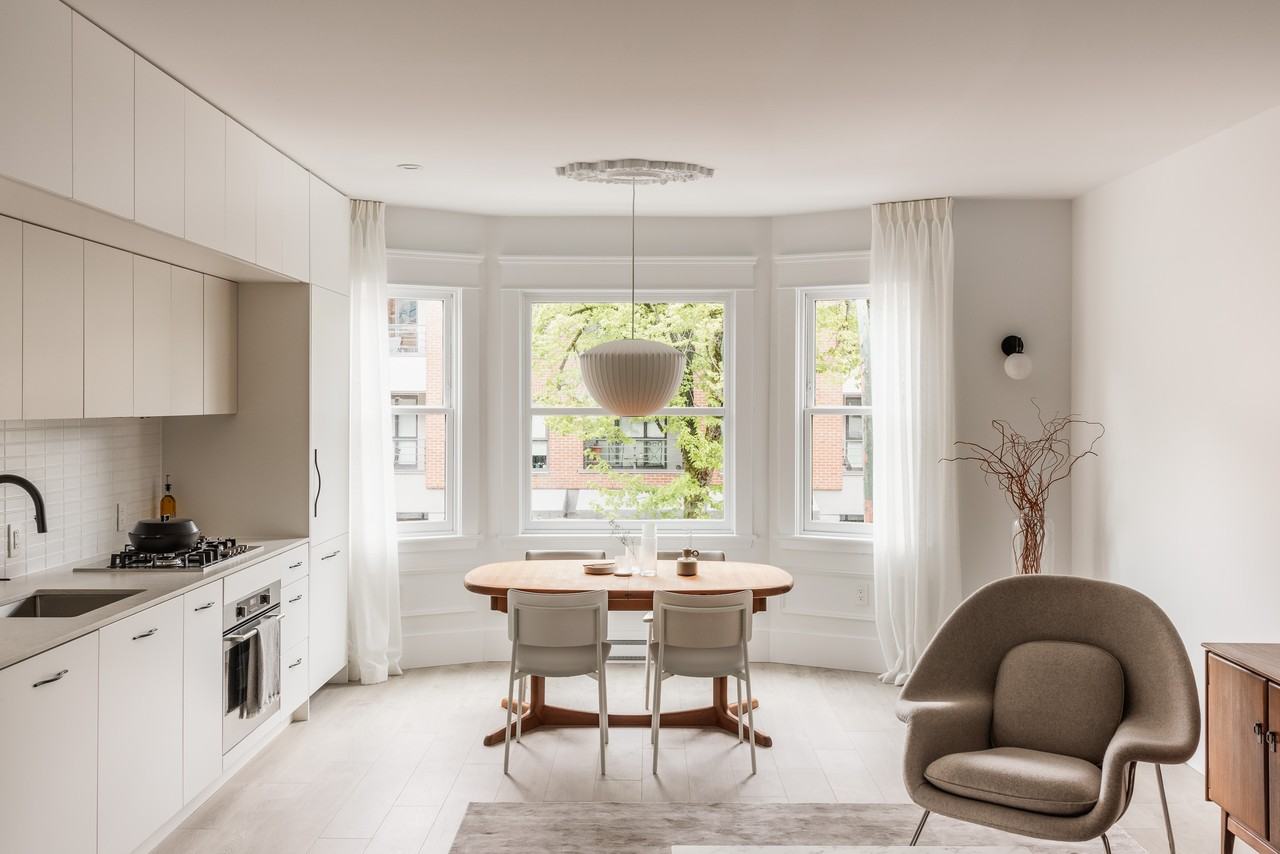 3493 Commercial Street #204 - Photo 3 of 17