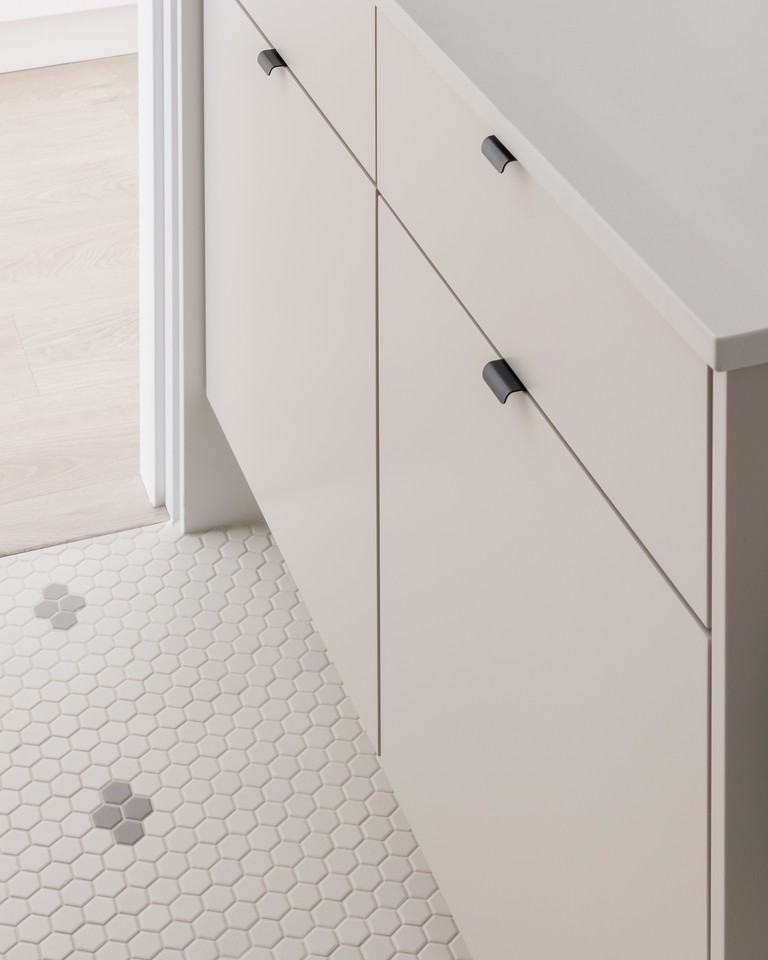 3493 Commercial Street #204 - Photo 6 of 17