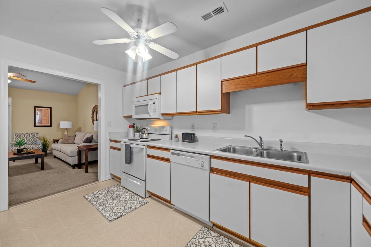 2140 Oak Bend Dr #A - Photo 4 of 37