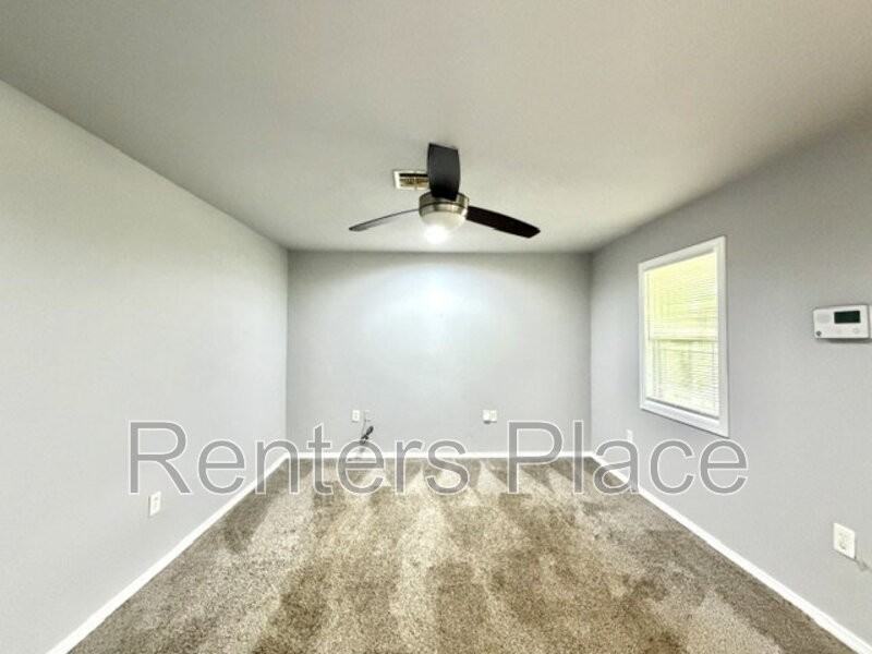 2326 N Atlanta Pl - Photo 3 of 14