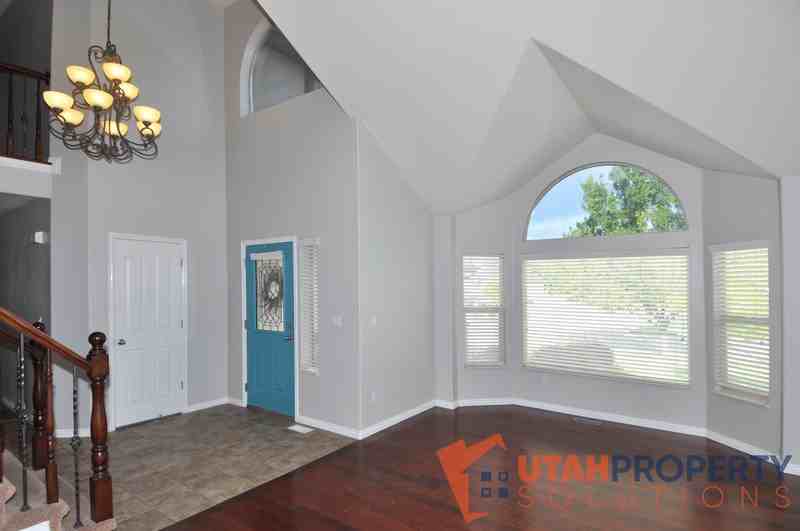 11758 S Chalk Creek Way - Photo 7 of 36