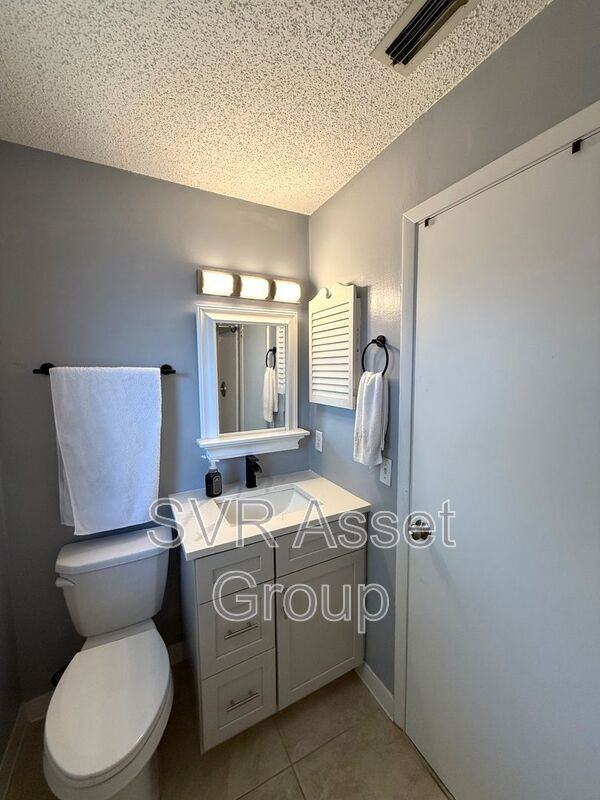 432 Helmsman Ln - Photo 6 of 19