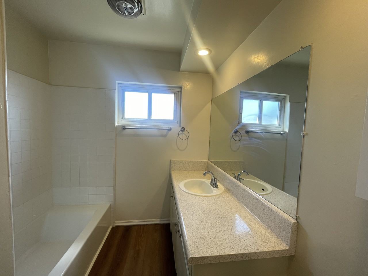 633 Walnut Street #7 - Photo 4 of 16