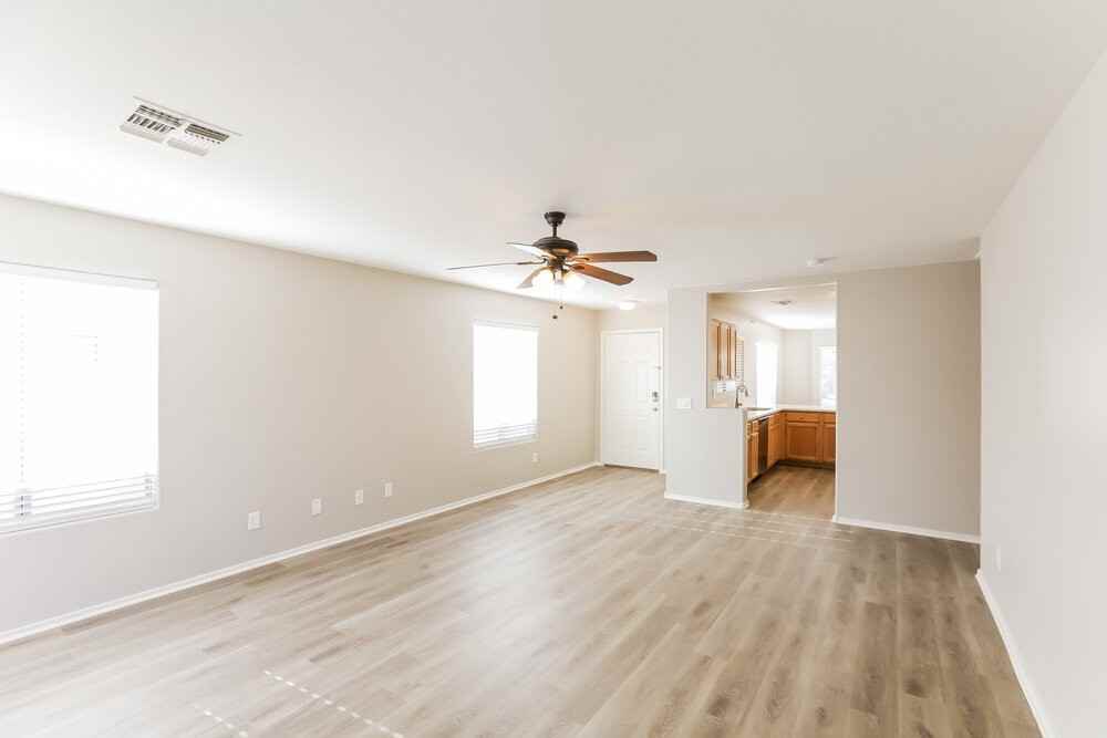 8156 W Hammond Ln - Photo 6 of 16