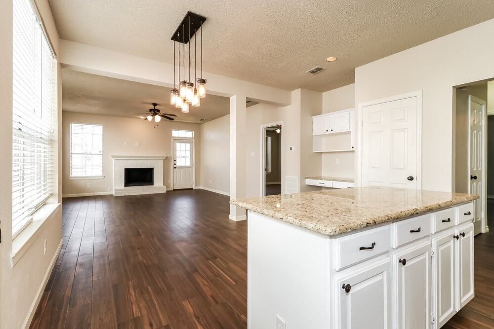 8821 Pedernales Trl - Photo 5 of 16