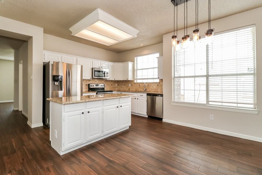 8821 Pedernales Trl - Photo 6 of 16