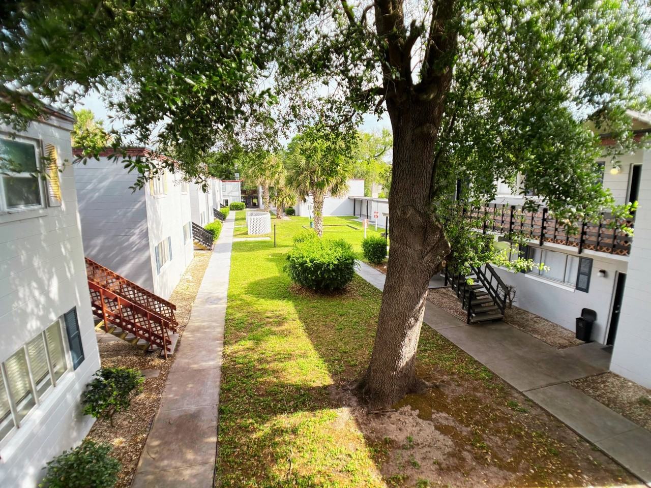 Arco Place Apartments - Photo 3 of 50