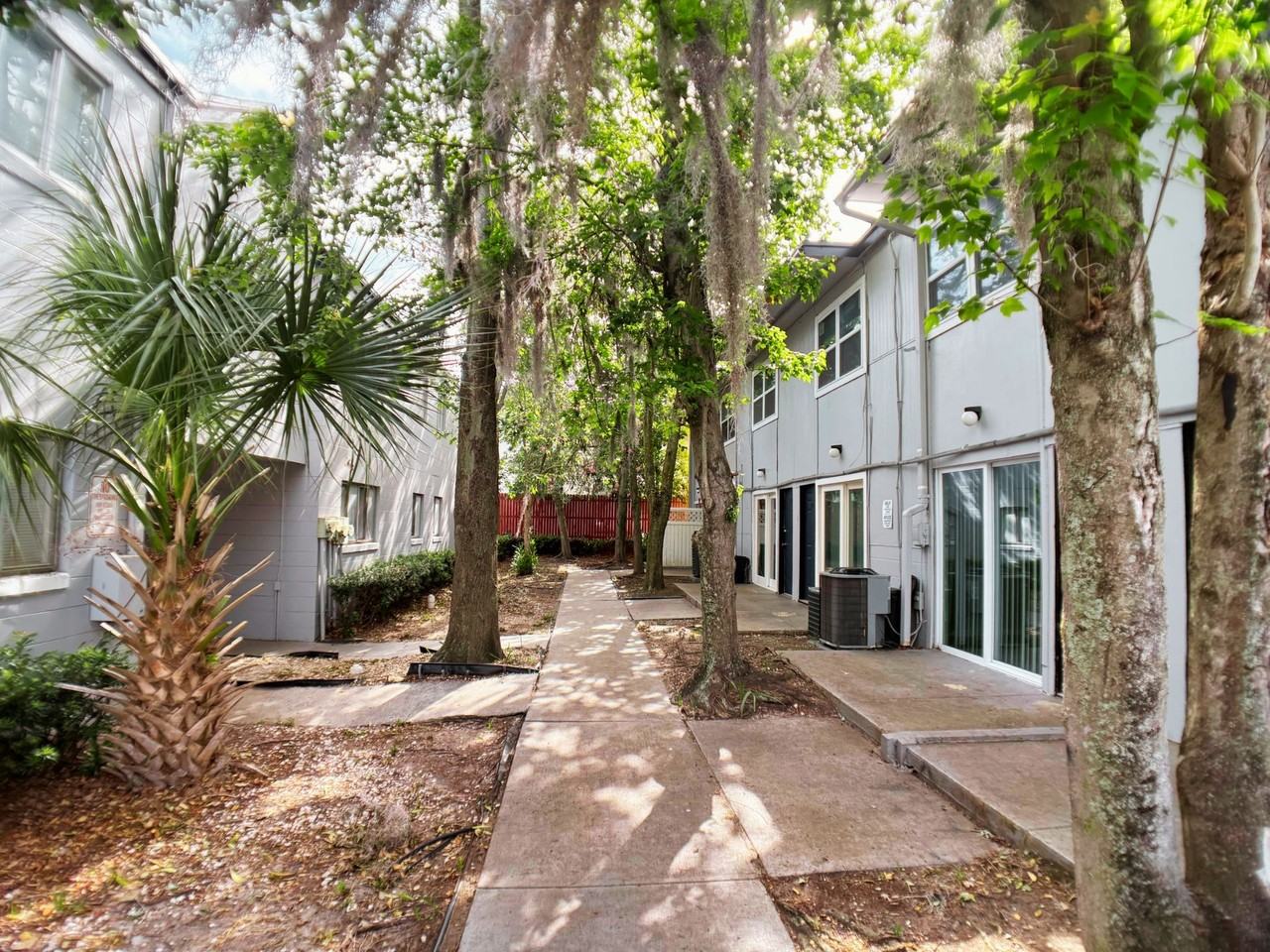 Arco Place Apartments - Photo 6 of 50