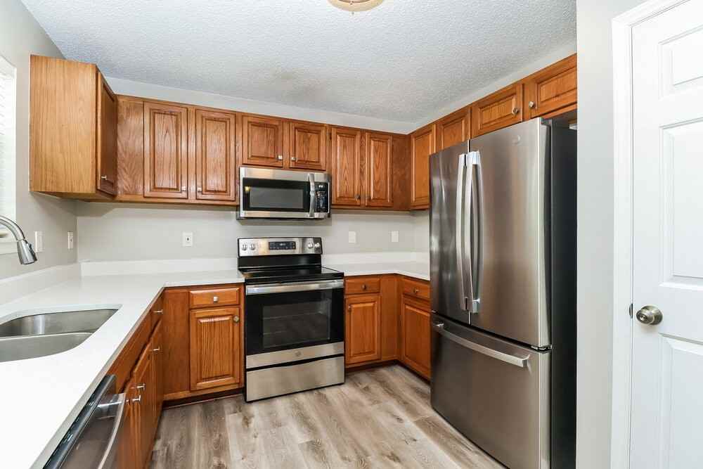 2601 Clarencefield Dr - Photo 7 of 16