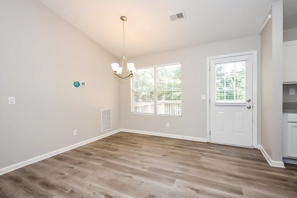 3716 Crescent Hill Ln Nw - Photo 6 of 16